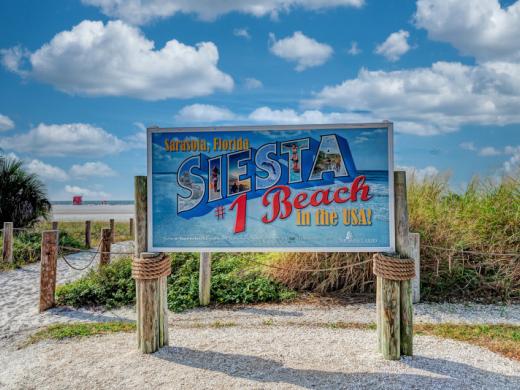 Ascendia Beach Sign Photo 2