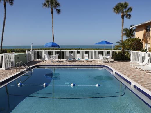 Community Pool Photo 3