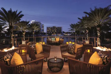 RitzCarlton_Sarasota_shared_2019_%285%29_SMLESYc9E_twOjv08DnPuws18q0ABlZBh_rgb_l.jpg